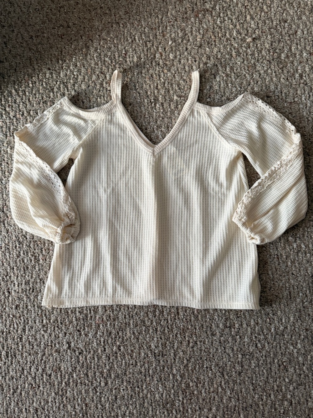 Eyeshadow Cream Cold-Shoulder Waffle Knit Sweater